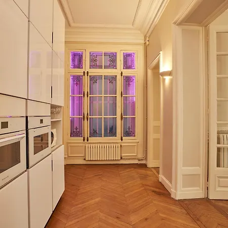 Appartamento Chic Haussmann Parigi