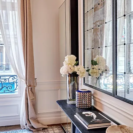 Appartamento Chic Haussmann Parigi